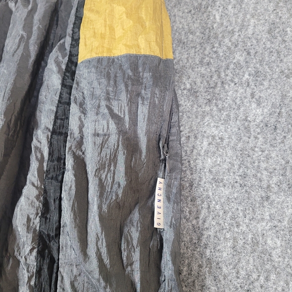 Givenchy Women's XL Gray Yellow Blue Nylon Windbreaker Track Pants Baggy Vintage - Picture 3 of 12
